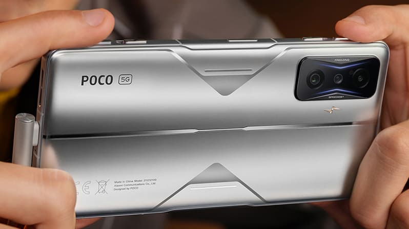 POCO F4 GT POCO F4 GT