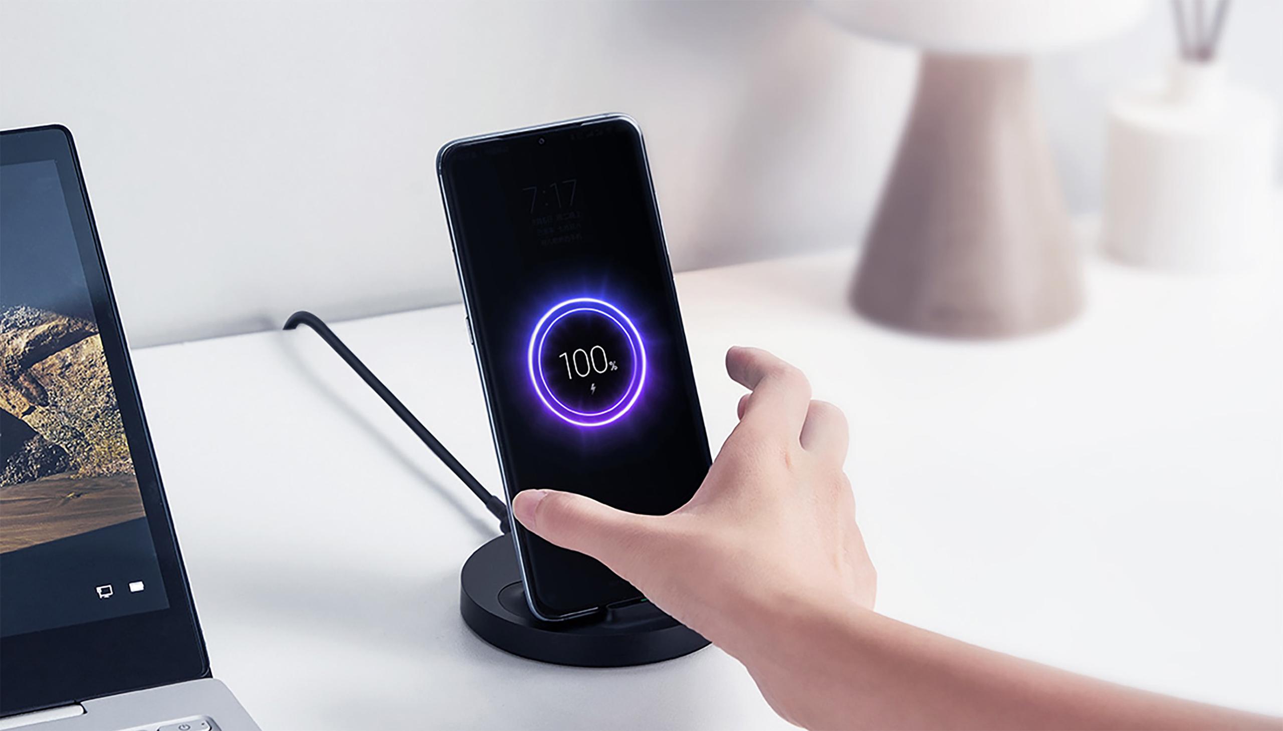 Вертикальное беспроводное зарядное устройство Xiaomi Wireless Charging Stand 20W