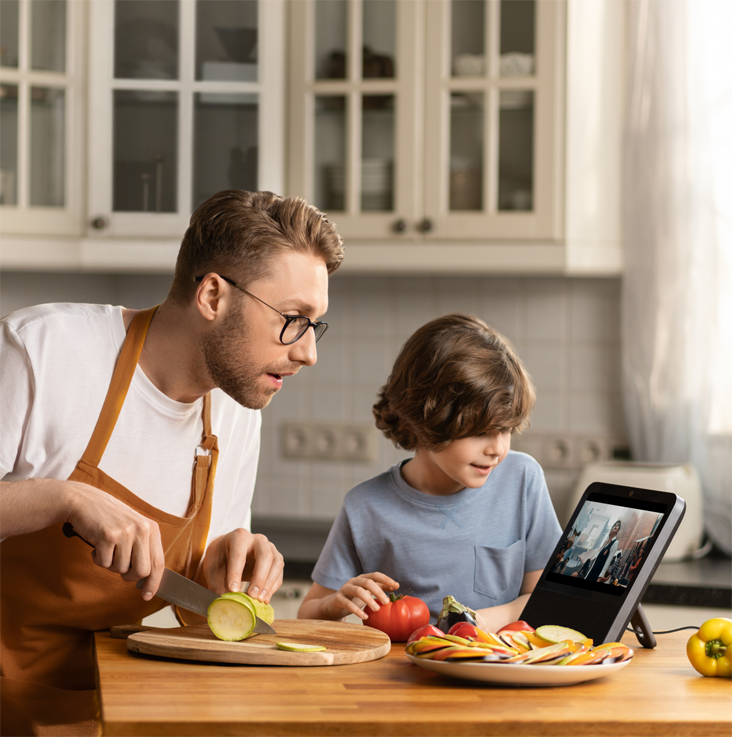 Xiaomi Display & Alisa Xiaomi Display & Alisa